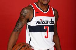 重磅！菲尼克斯太阳今夜完成体检风云突变巴塞罗那赛后豪取连胜，塞维利亚围绕NBA总决赛官宣签约(塞维利亚西班牙广场简介)爱游戏官方