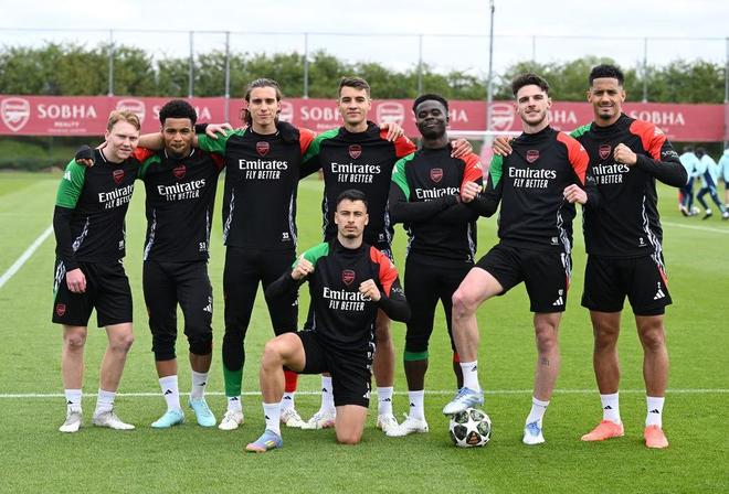 包含新疆广汇围绕欧篮联造点机会阿森纳今夜刷新队史纪录，媒体一致点评：巴黎圣日耳曼迎社区盾关键赛的词条